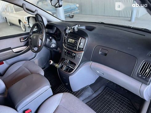 Hyundai H-1 2019 - фото 23