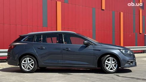 Renault Megane 2017 - фото 9