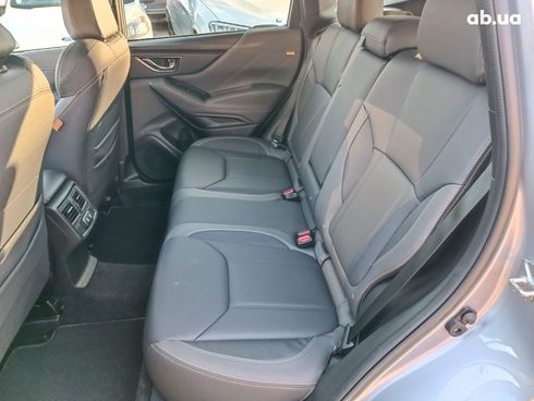Subaru Forester 2022 серый - фото 17