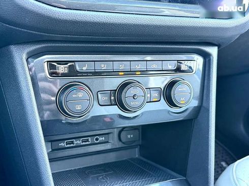 Volkswagen Tiguan 2020 - фото 30