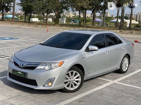 Toyota Camry 2012 - фото 3