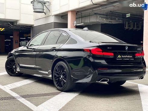 BMW 5 серия 2020 - фото 10