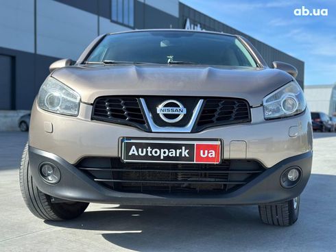 Nissan Qashqai 2012 коричневый - фото 2