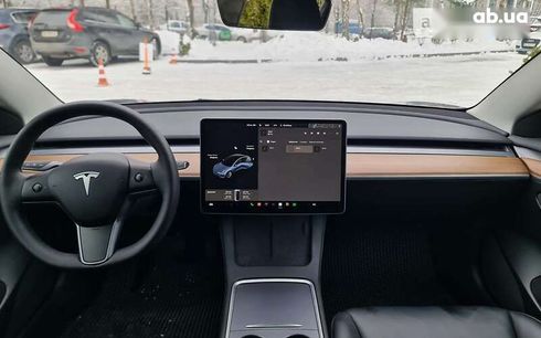 Tesla Model 3 2022 - фото 8