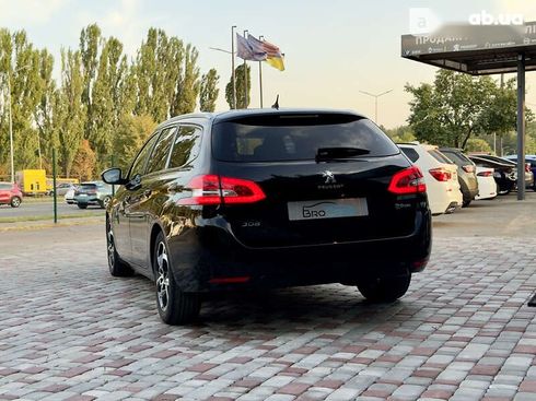 Peugeot 308 2017 - фото 10