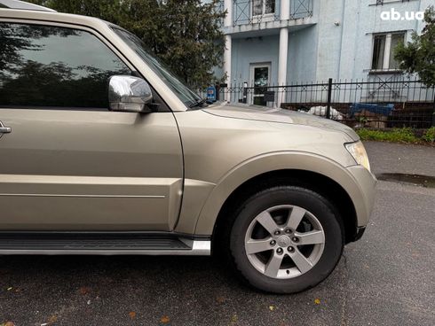 Mitsubishi Pajero 2007 бежевый - фото 5