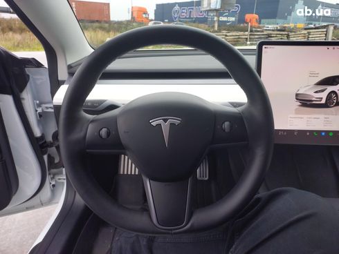 Tesla Model 3 2022 белый - фото 21