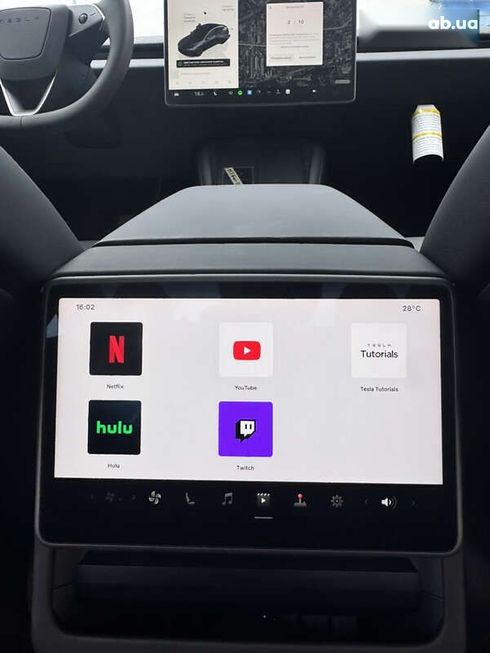 Tesla Model 3 2024 - фото 17