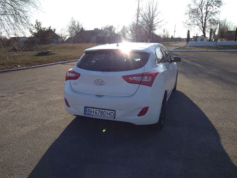 Hyundai i30 2013 белый - фото 8