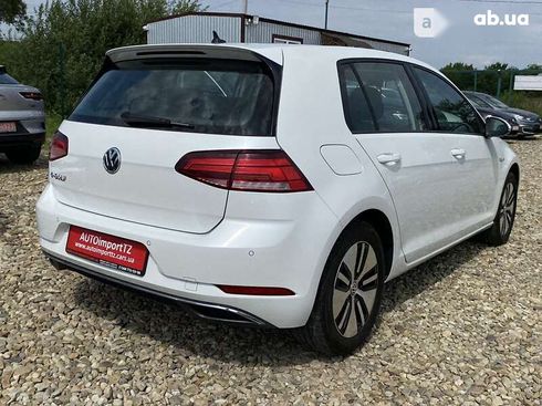 Volkswagen e-Golf 2020 - фото 11