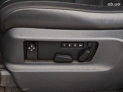 Volkswagen Touareg 2007 черный - фото 27