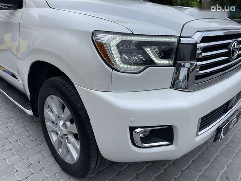 Toyota Sequoia 2018 - фото 27