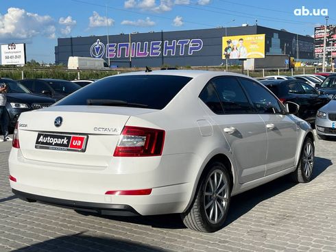 Skoda Octavia 2014 белый - фото 26