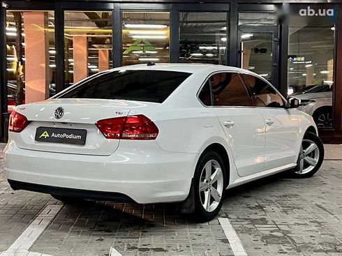 Volkswagen Passat 2015 - фото 15