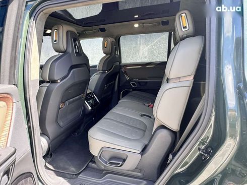 Rivian R1S 2023 - фото 20