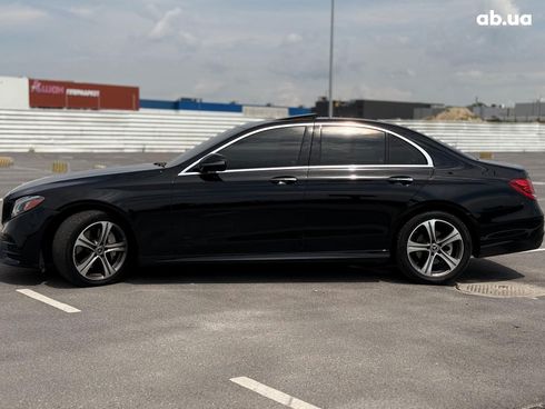 Mercedes-Benz E-Класс 2019 черный - фото 11
