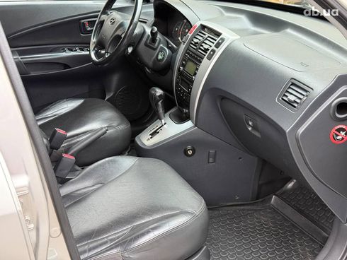 Hyundai Tucson 2008 серый - фото 55