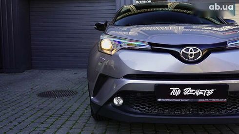 Toyota C-HR 2017 - фото 6