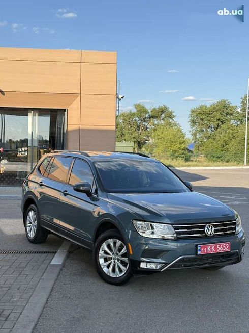 Volkswagen Tiguan 2019 - фото 12