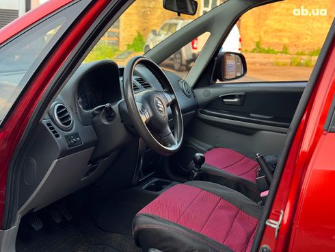 Suzuki SX4 2008 красный - фото 16