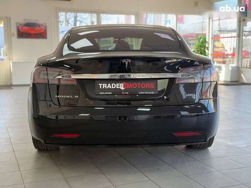 Tesla Model S 2018 - фото 8