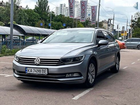 Volkswagen Passat 2017 - фото 7