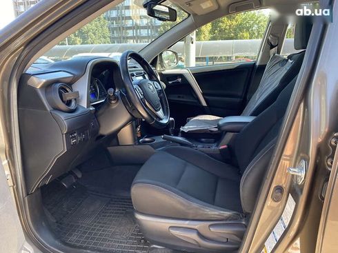 Toyota RAV4 2015 - фото 9