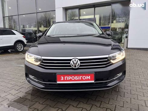 Volkswagen Passat 2018 - фото 2