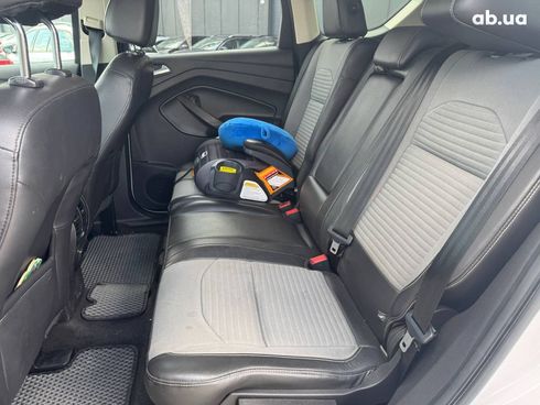 Ford Escape 2017 белый - фото 9