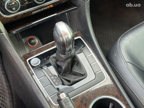 Volkswagen Passat 2014 серый - фото 30