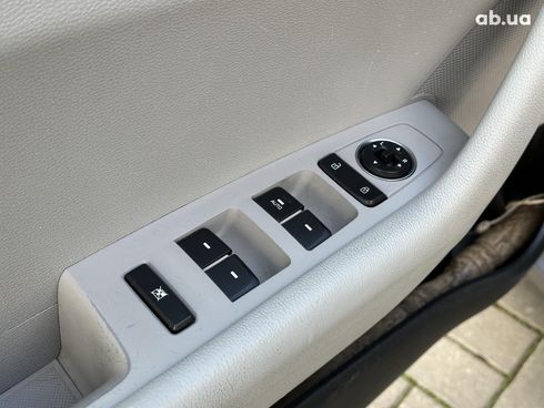 Hyundai Sonata 2016 серый - фото 10