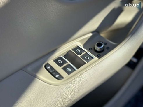 Audi Q7 2017 - фото 17