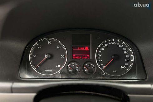 Volkswagen Touran 2003 - фото 14