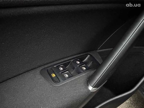 Volkswagen Golf 2019 серый - фото 15