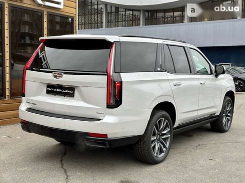 Cadillac Escalade 2022 - фото 11