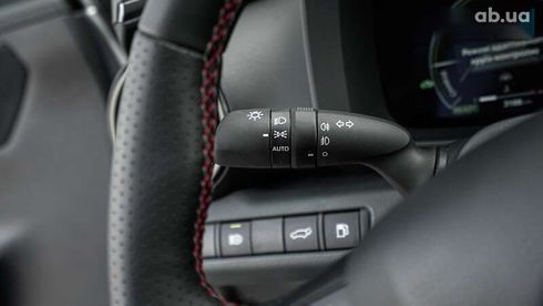 Toyota C-HR 2023 - фото 25