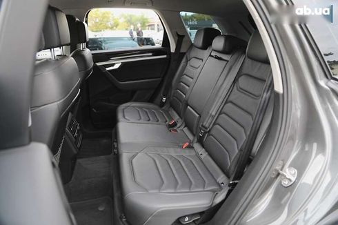 Volkswagen Touareg 2019 - фото 9