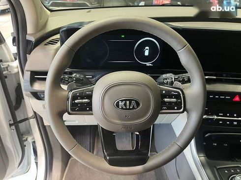 Kia Carnival 2021 - фото 15