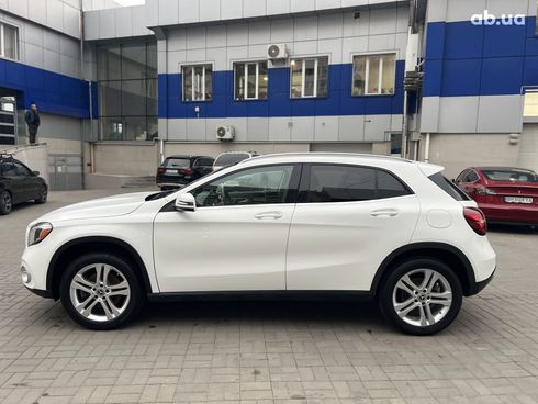 Mercedes-Benz GLA-Класс 2019 белый - фото 8