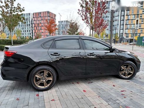 Kia Forte 2018 - фото 24