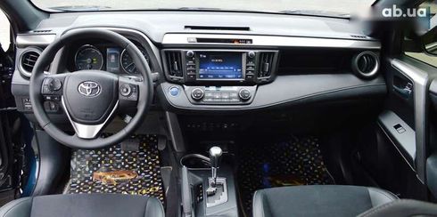 Toyota RAV4 2017 - фото 23