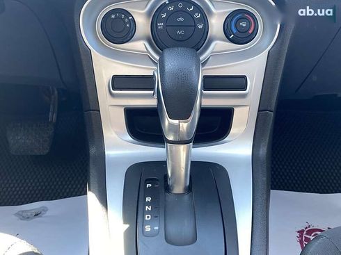 Ford Fiesta 2018 - фото 18