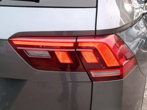 Volkswagen Tiguan 2022 серый - фото 10