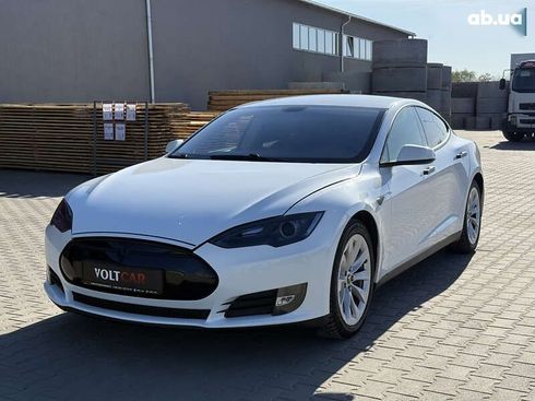 Tesla Model S 2013 - фото 7