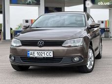 Купити Volkswagen Jetta 2012 бу в Дніпрі - купити на Автобазарі