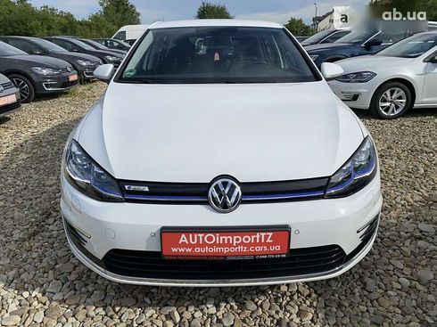 Volkswagen e-Golf 2019 - фото 15