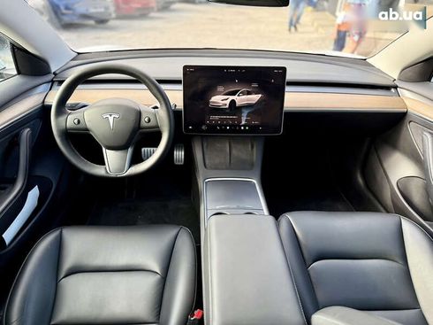 Tesla Model 3 2022 - фото 25