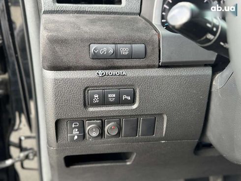 Toyota Alphard 2010 - фото 16