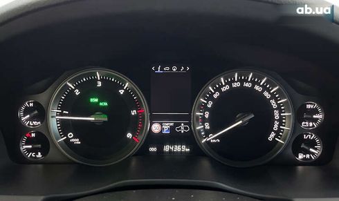 Toyota Land Cruiser 2017 - фото 17