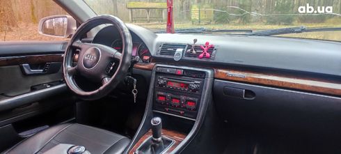 Audi A4 2001 серебристый - фото 6